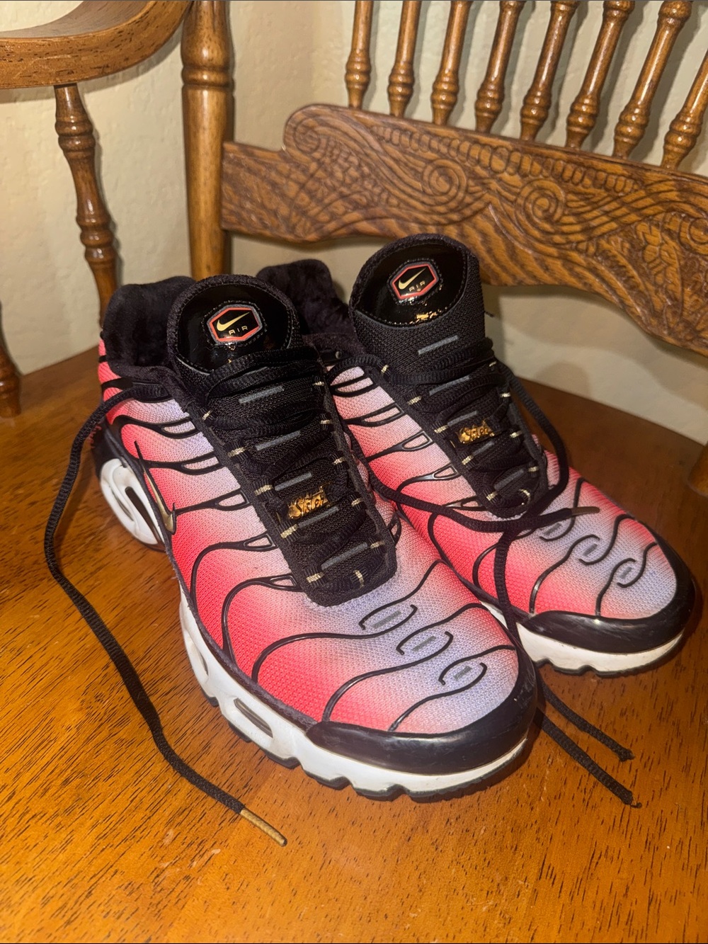 Nike Gradient Pink and Black Air Max Plus Sneakers